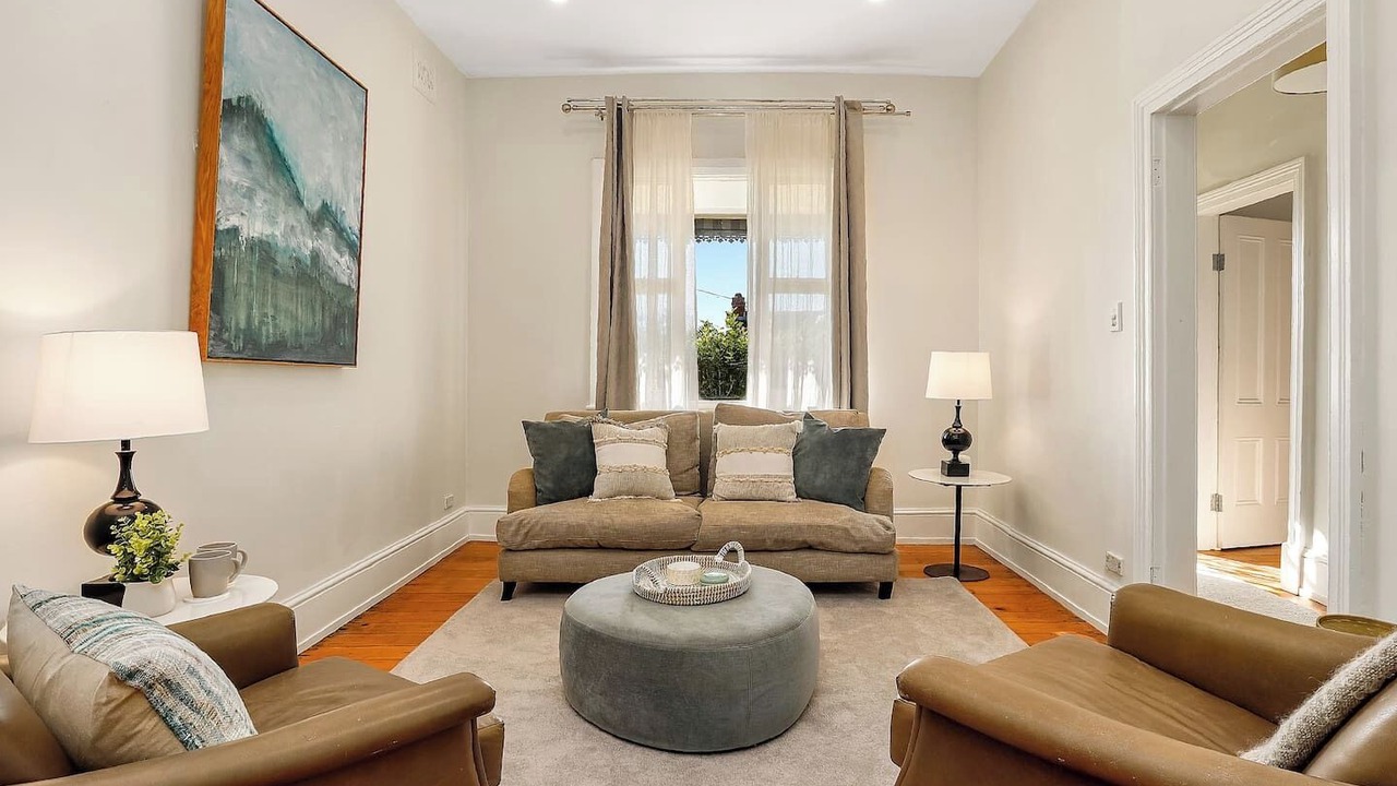 Photo of Livingroom in McMahons Point