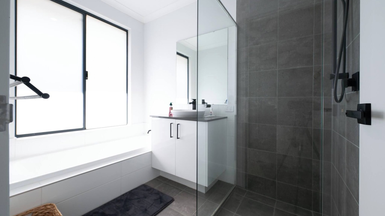 Photo of Bathroom in Aveley