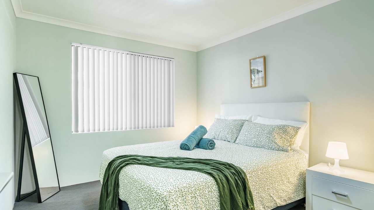 Photo of Bedroom in Queens Park