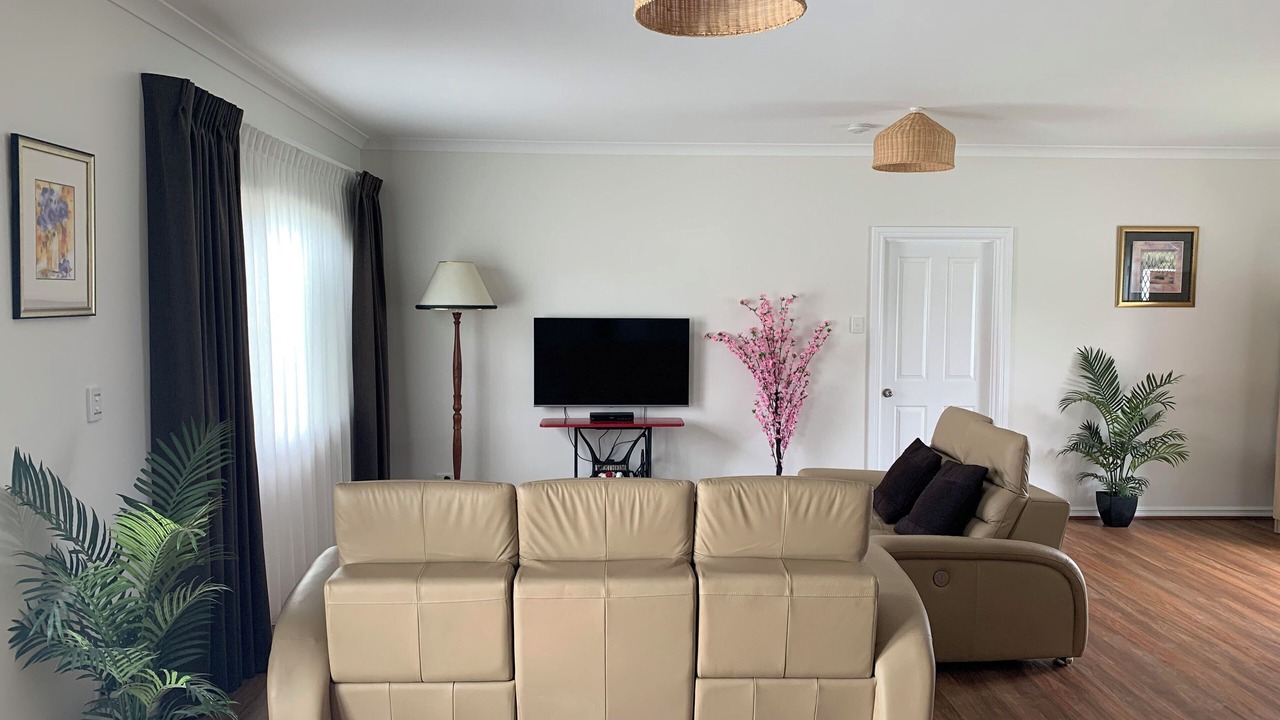 Photo of Livingroom in Lower King
