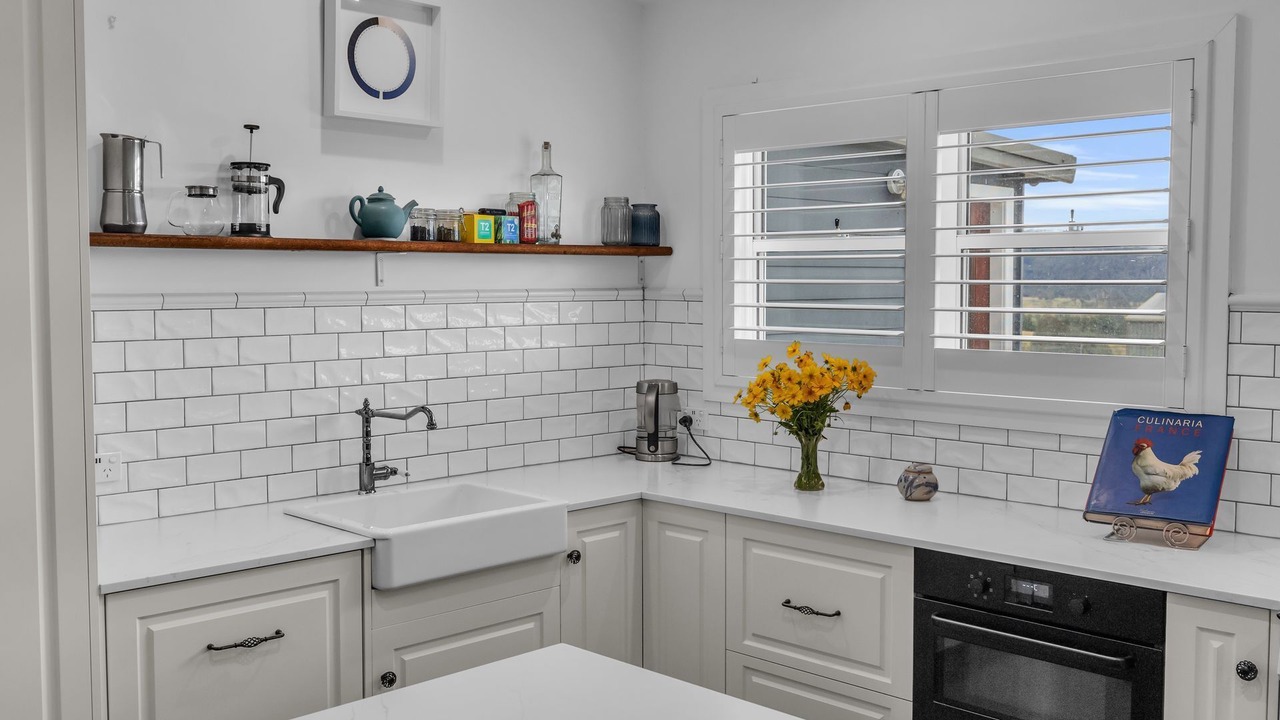 Photo of Kitchen in Coolagolite