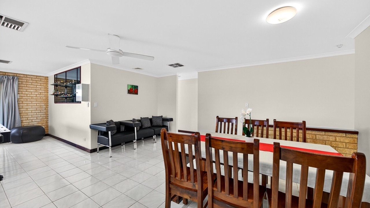 Photo of Livingroom in Dudley Park