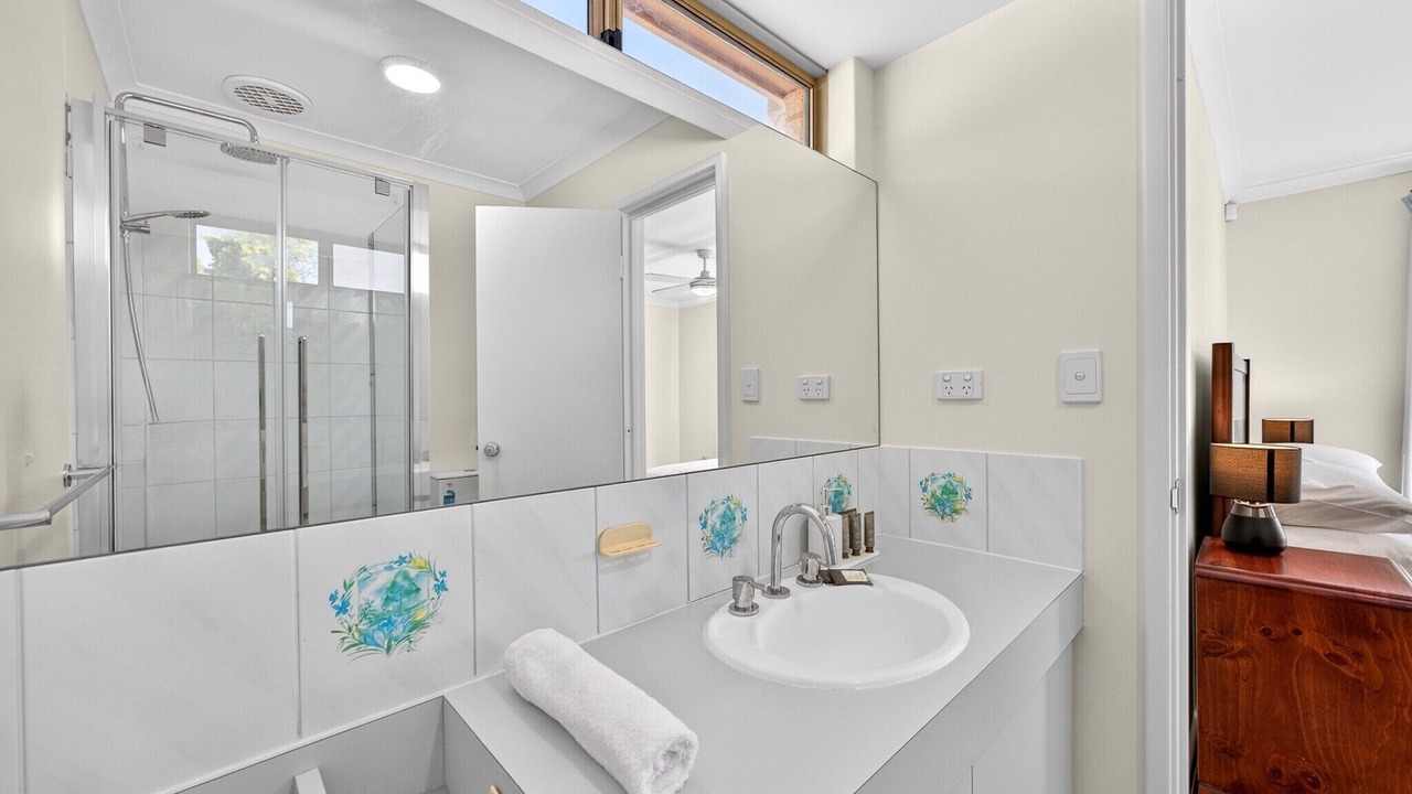 Photo of Bathroom in Dudley Park