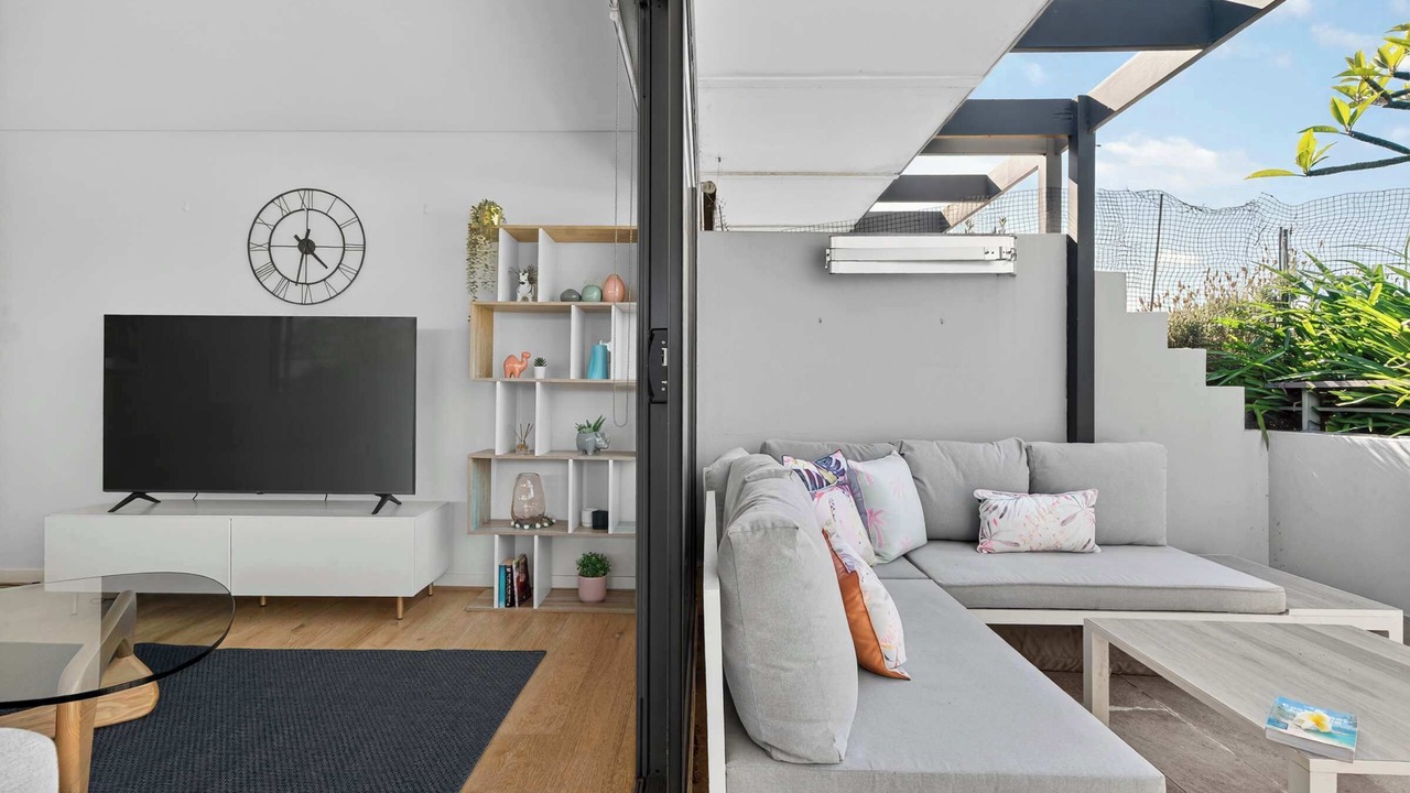 Photo of Livingroom in Redfern