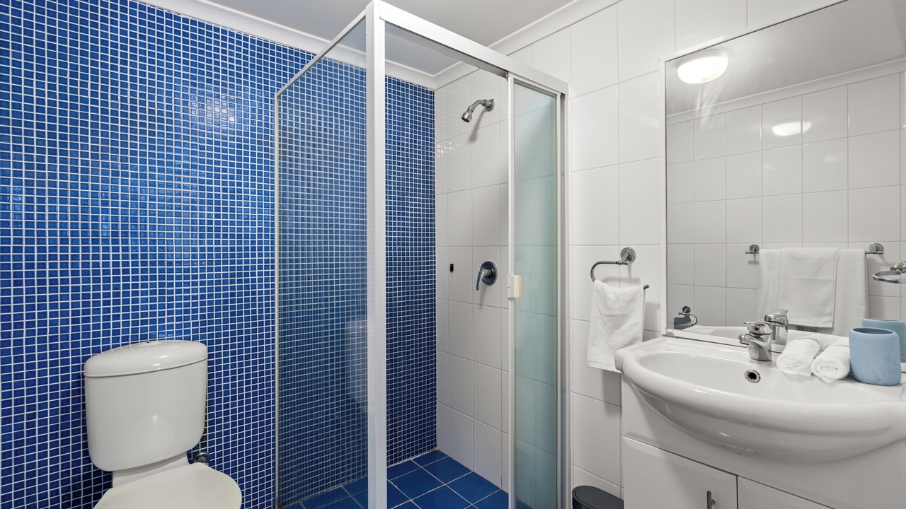 Photo of Bathroom in The Entrance North