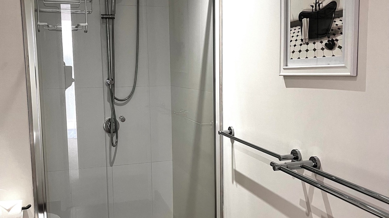 Photo of Bathroom in Carnegie