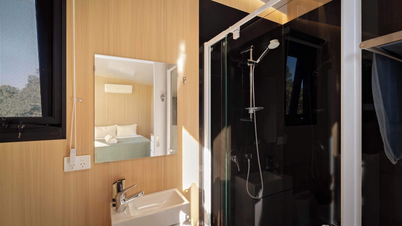 Photo of Bathroom in Limonite
