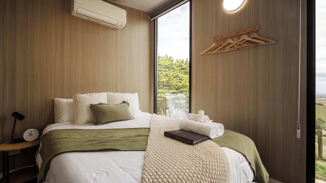 Photo of Bedroom in Foster North