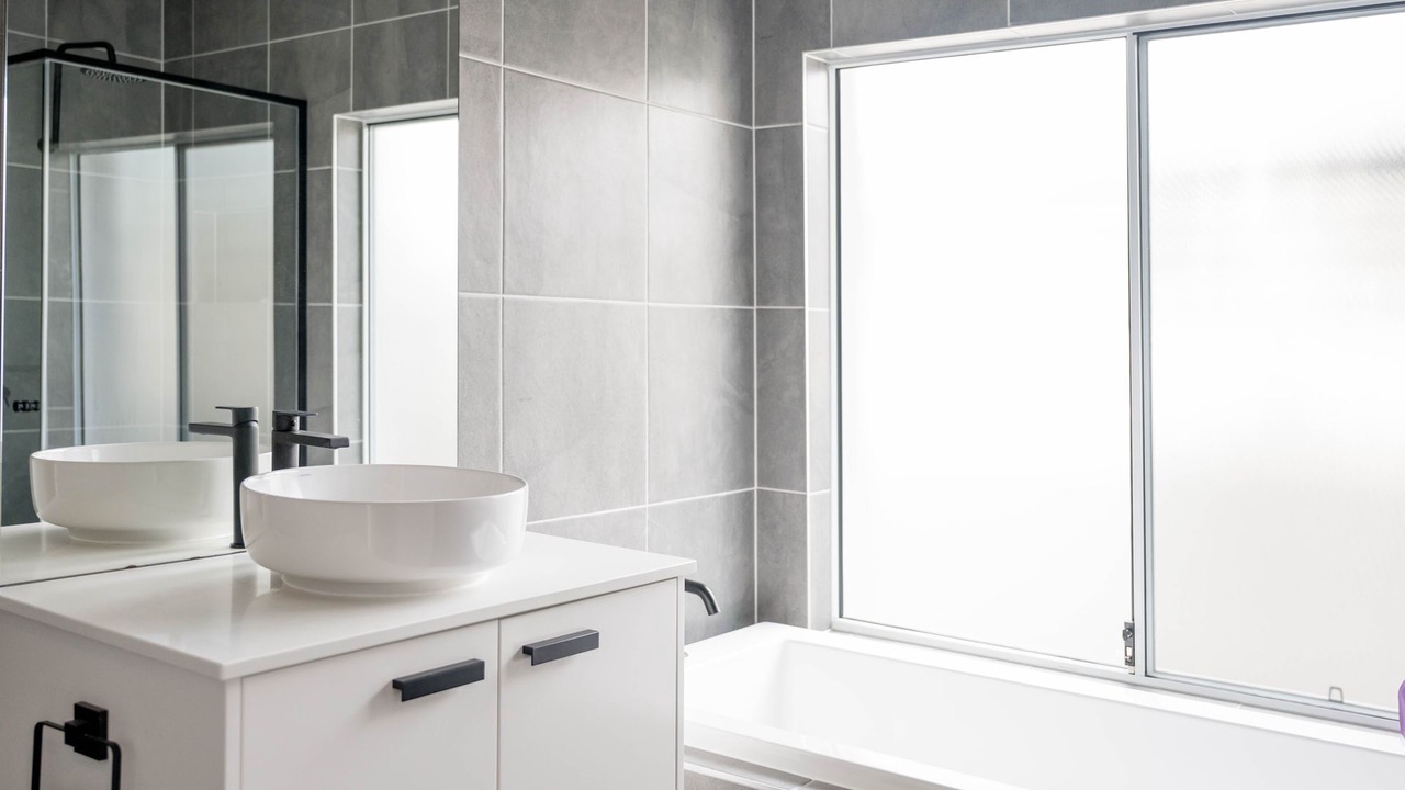 Photo of Bathroom in Mayfield