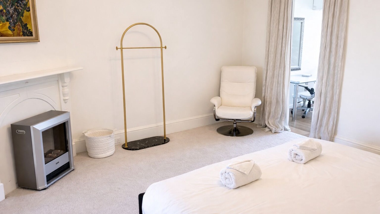 Photo of Bedroom in Hobart Central Business District