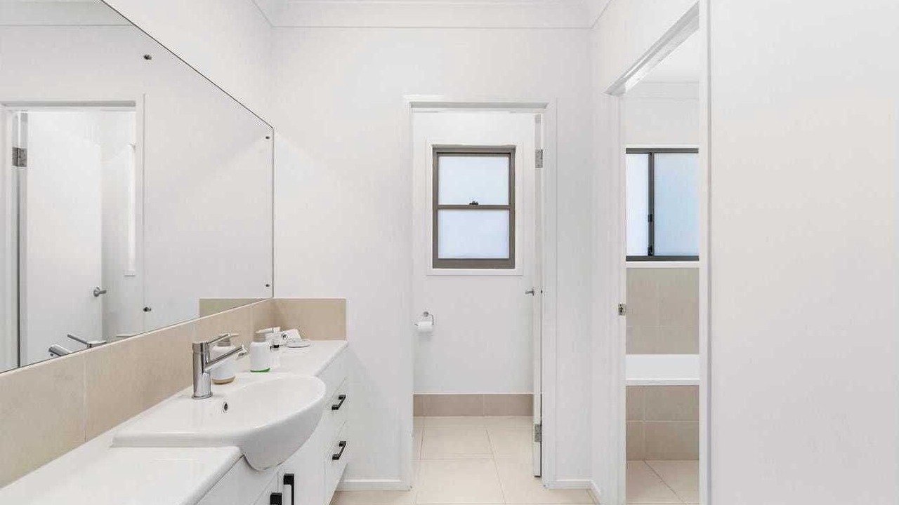 Photo of Bathroom in Grasstree Beach