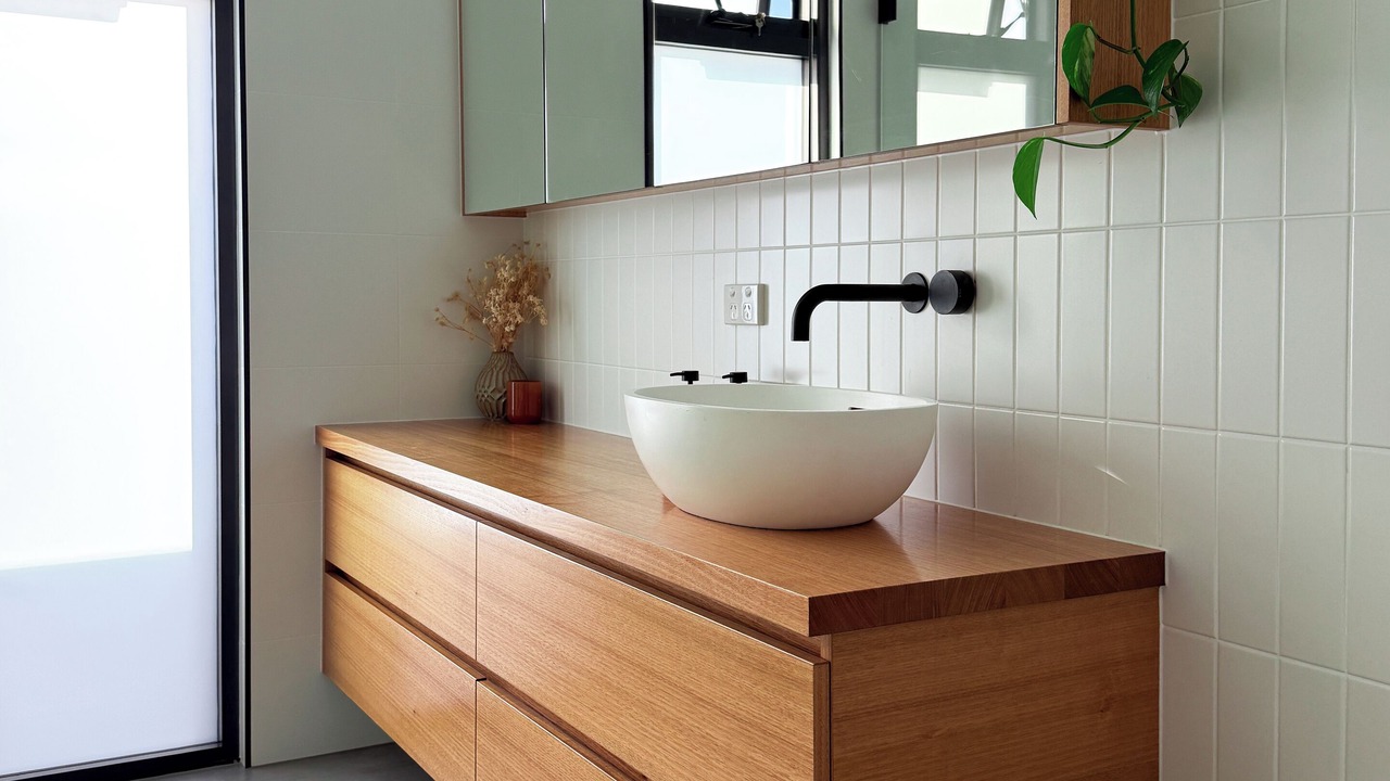 Photo of Bathroom in Kingston Beach