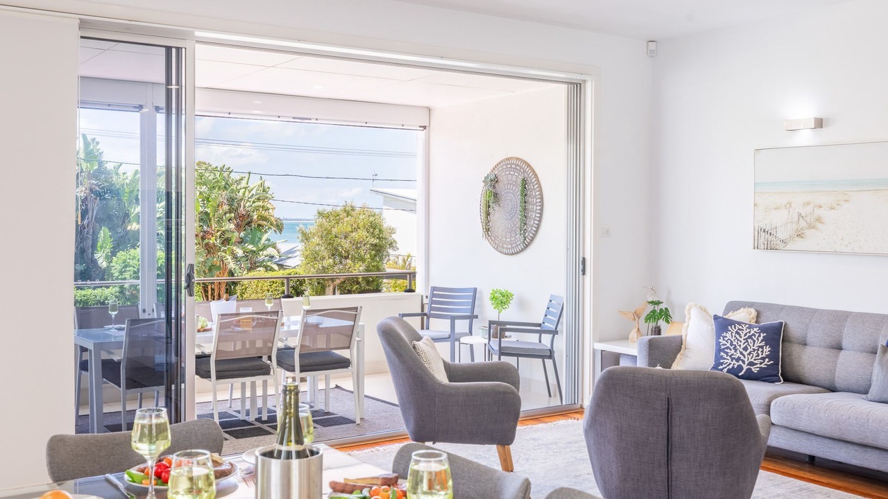 Photo of Livingroom in Corlette