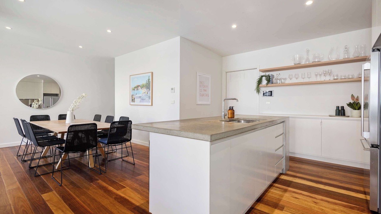 Photo of Others in Cremorne