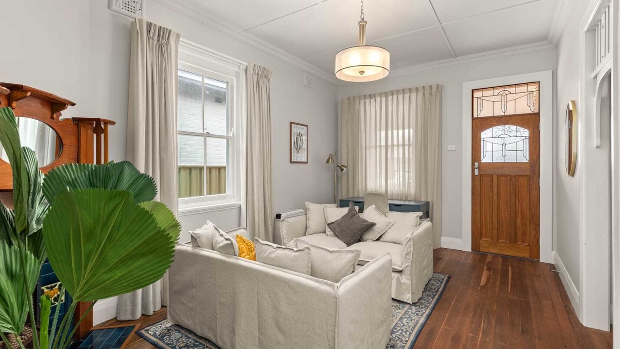 Photo of Livingroom in Mayfield