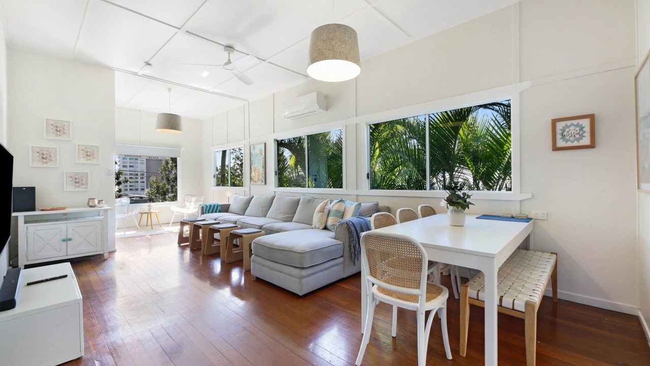 Photo of Livingroom in Burleigh Heads