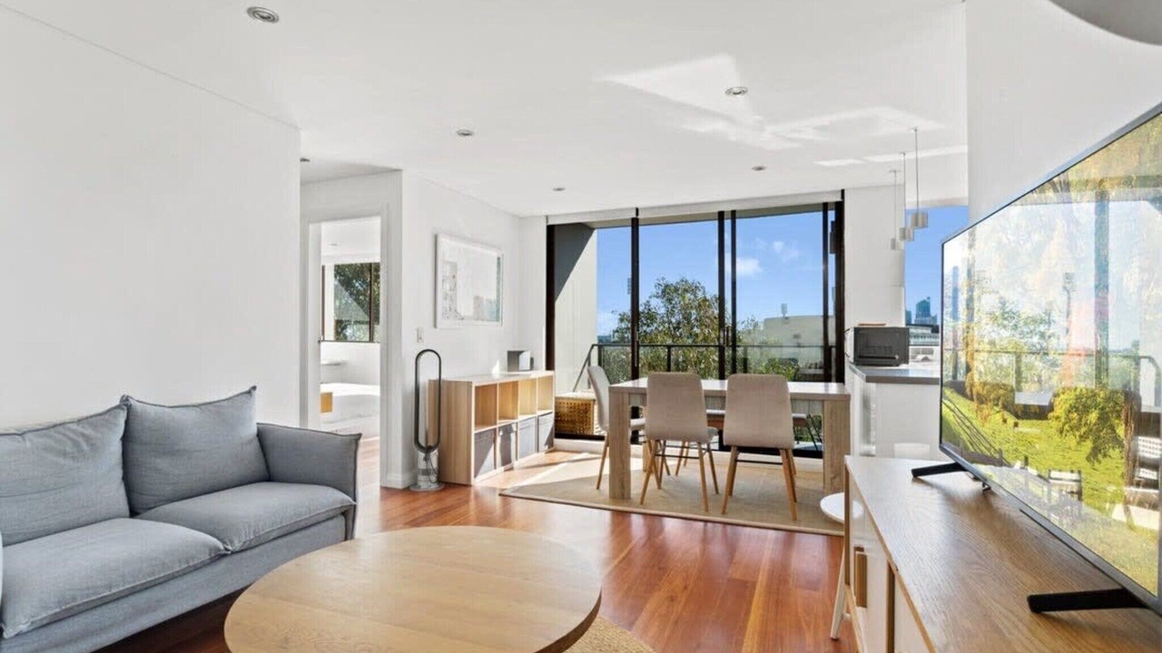 Photo of Livingroom in Centennial Park