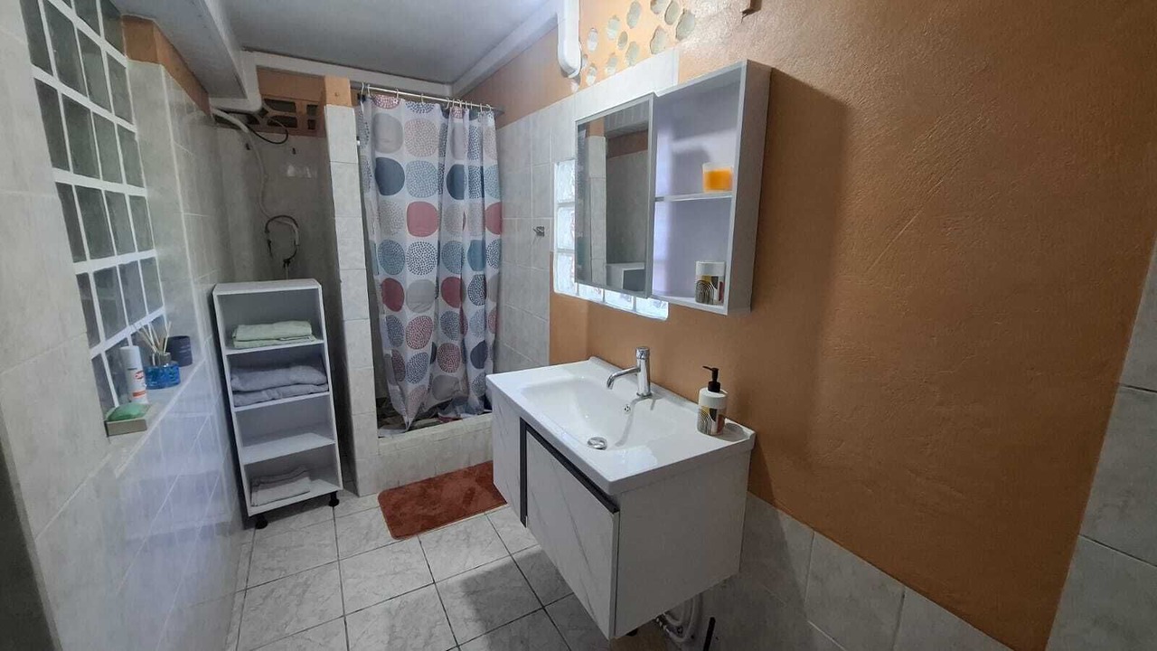 Photo of Bathroom in Cayenne