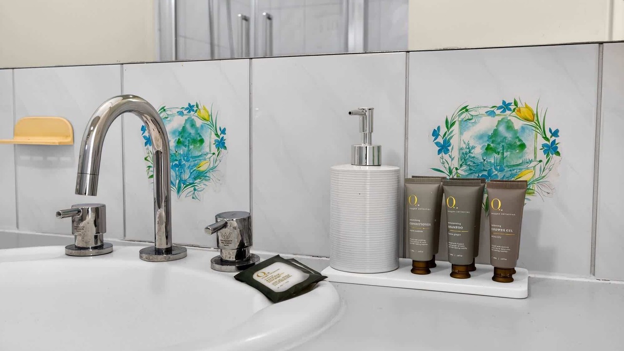 Photo of Bathroom in Dudley Park