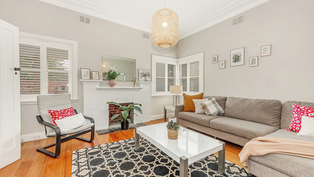 Photo of Livingroom in Kennington
