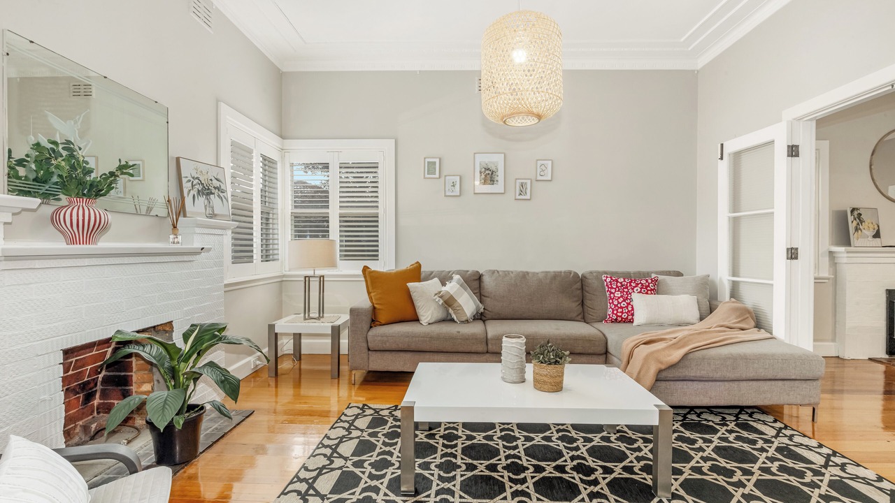 Photo of Livingroom in Kennington