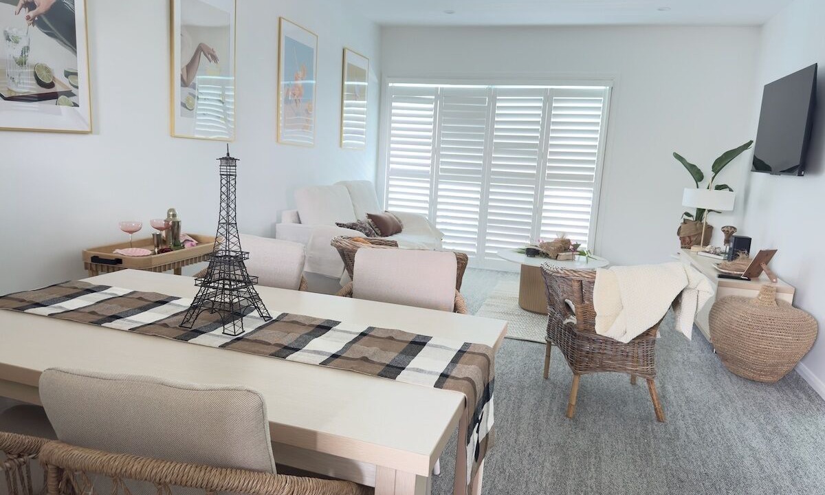 Photo of Livingroom in Salamander Bay