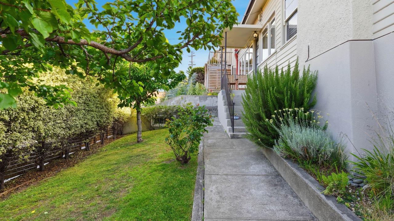Photo of Others in West Hobart