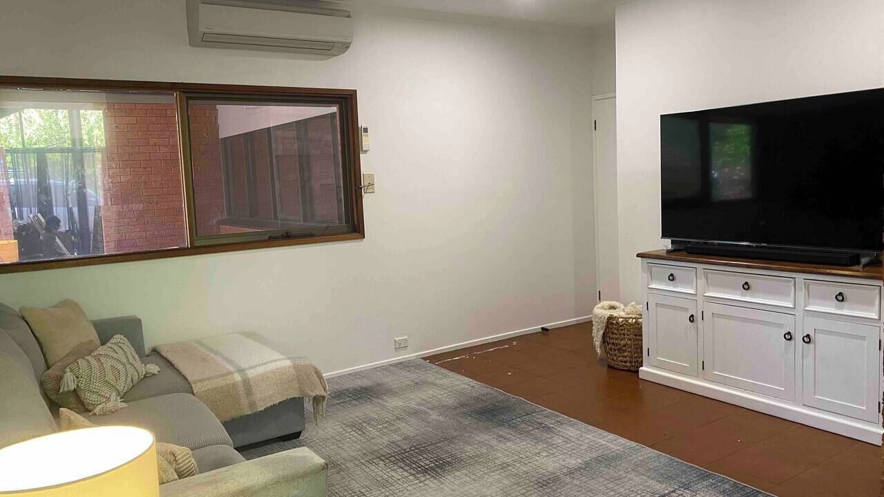 Photo of Livingroom in East Warburton