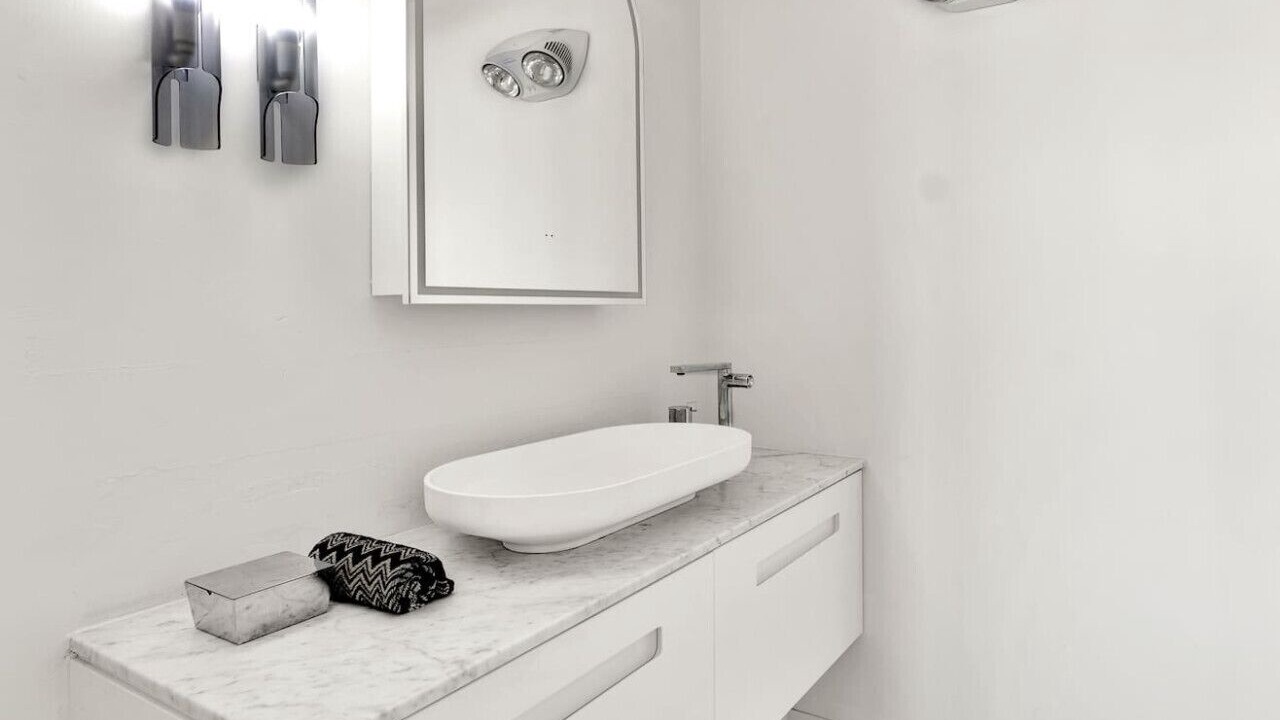 Photo of Bathroom in Middle Park