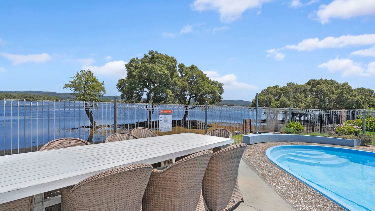 Photo of Outdoor in St Huberts Island