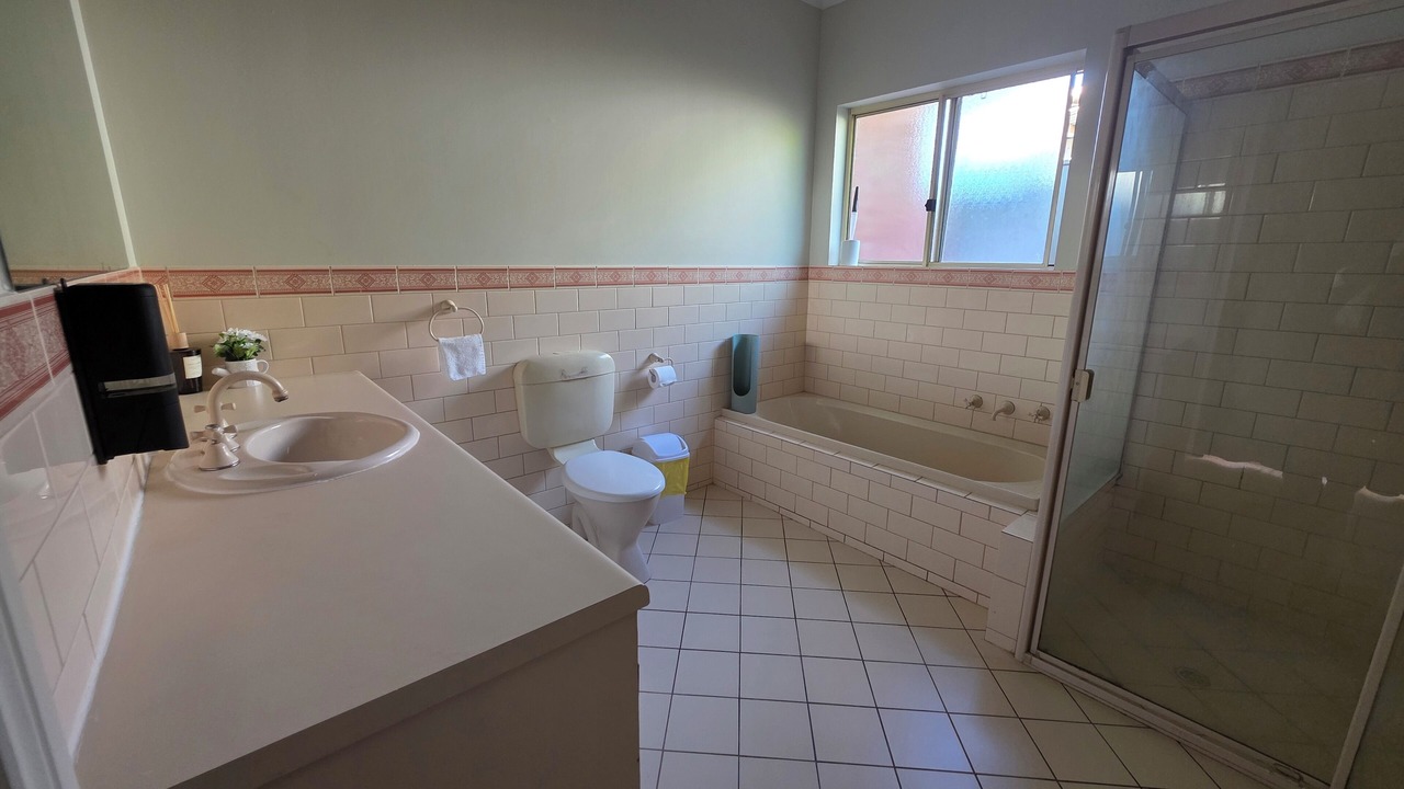 Photo of Bathroom in Prospect