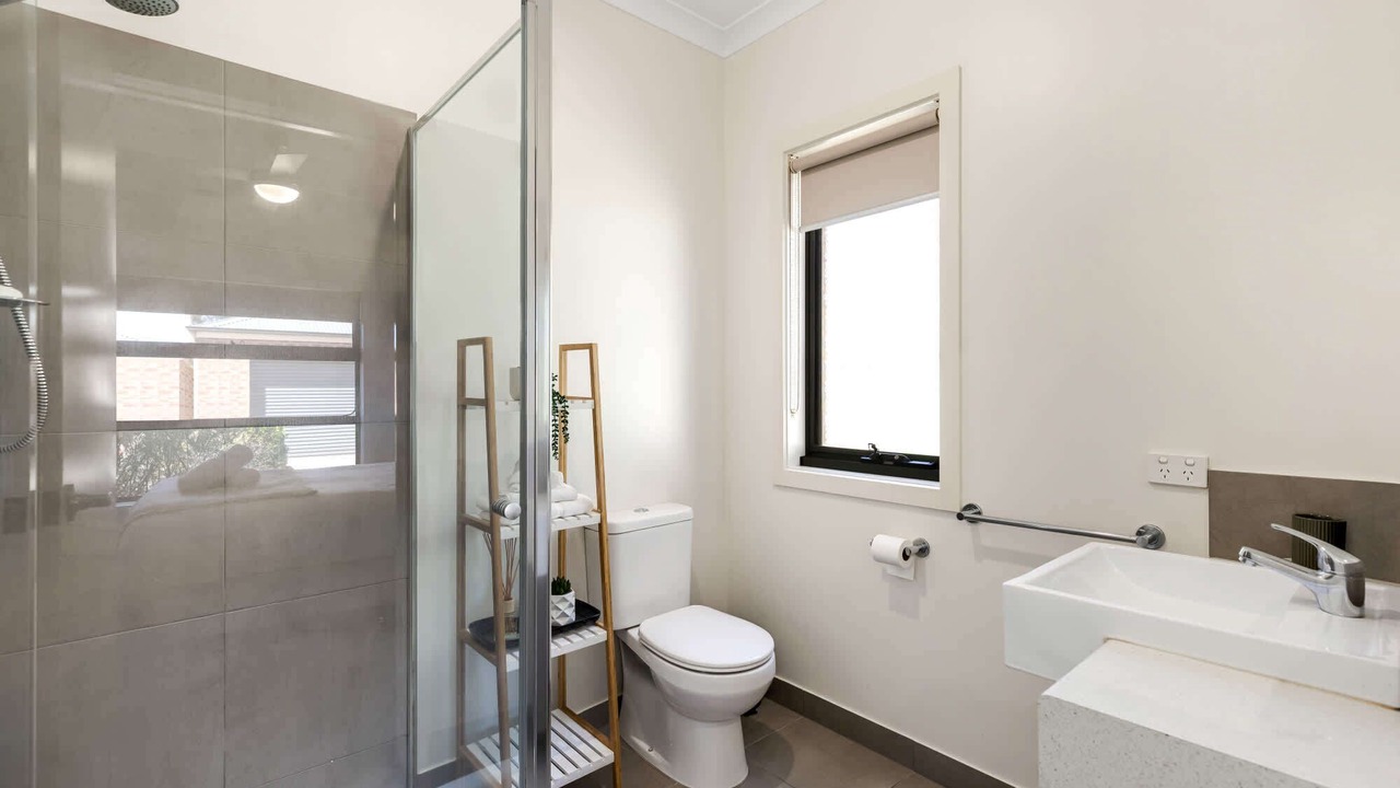 Photo of Bathroom in Flora Hill