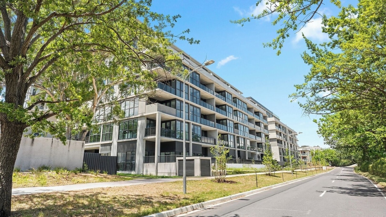 Photo of Outdoor in Lyneham