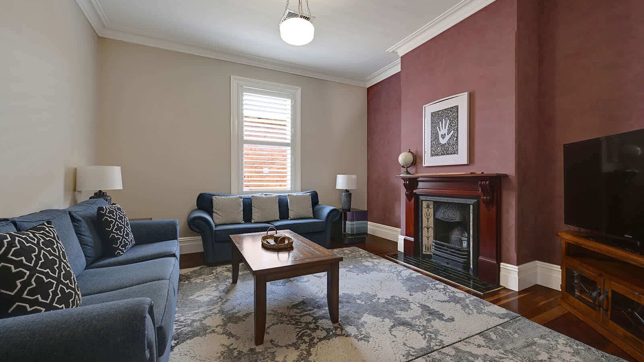 Photo of Livingroom in Orange