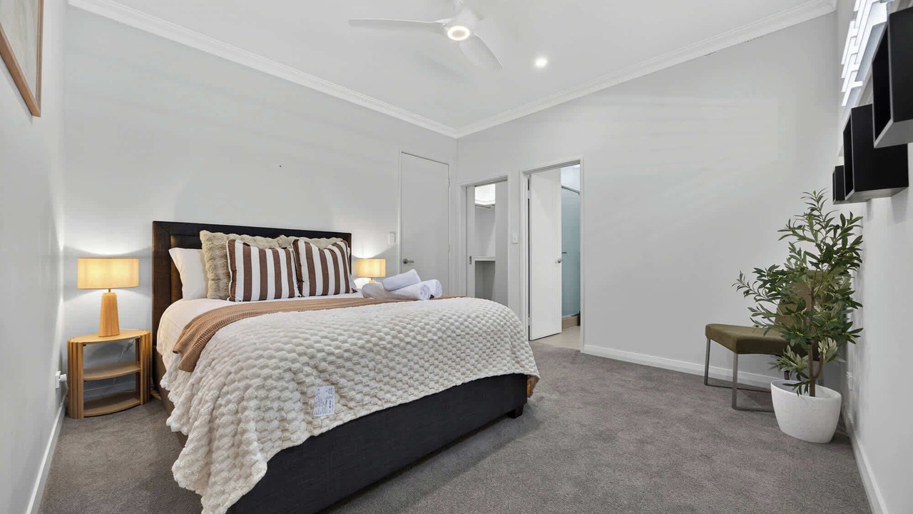 Photo of Bedroom in Halls Head