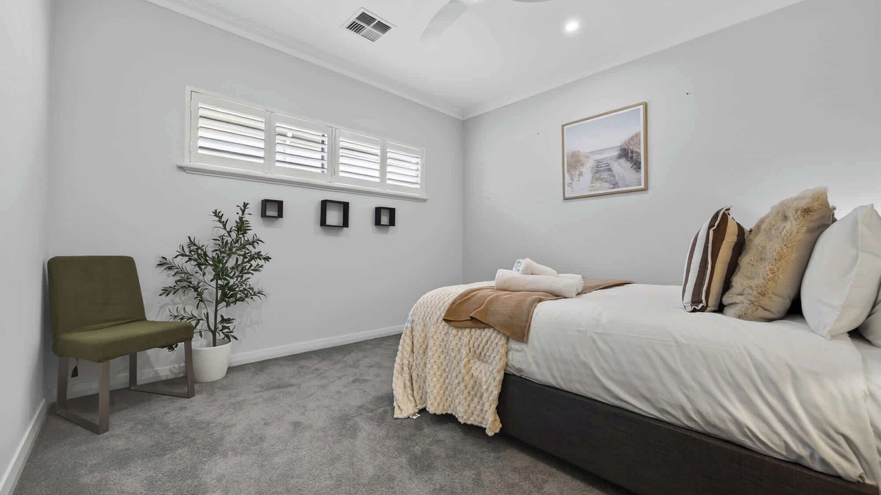 Photo of Bedroom in Halls Head