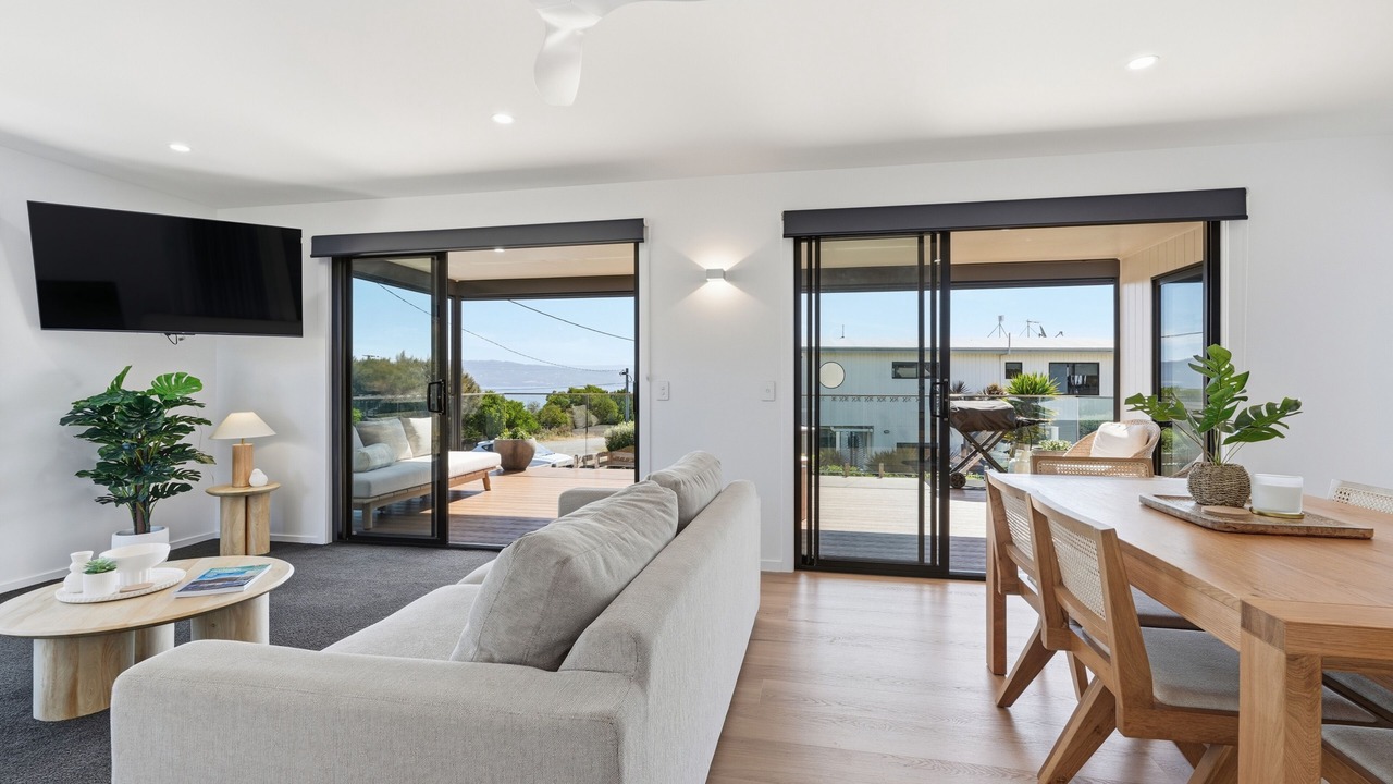 Photo of Livingroom in Opossum Bay