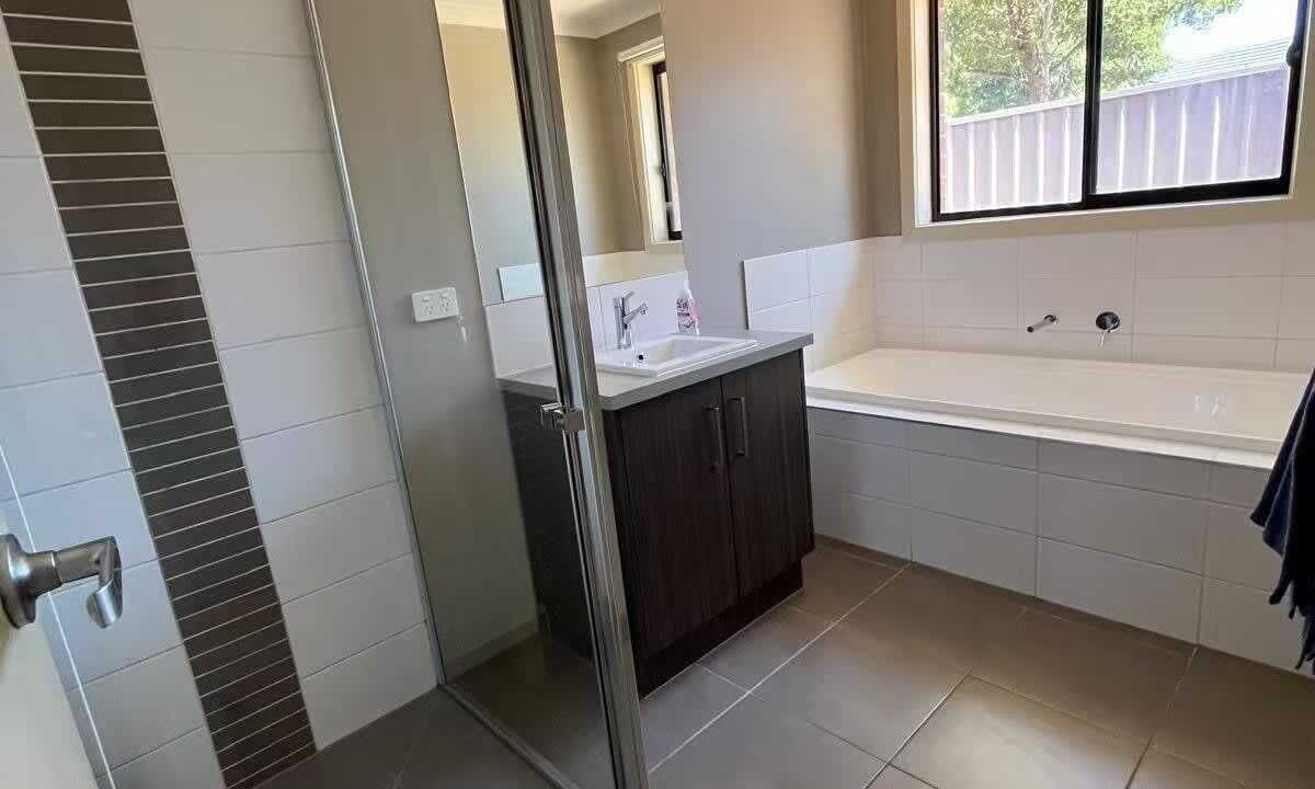 Photo of Bathroom in Melton South