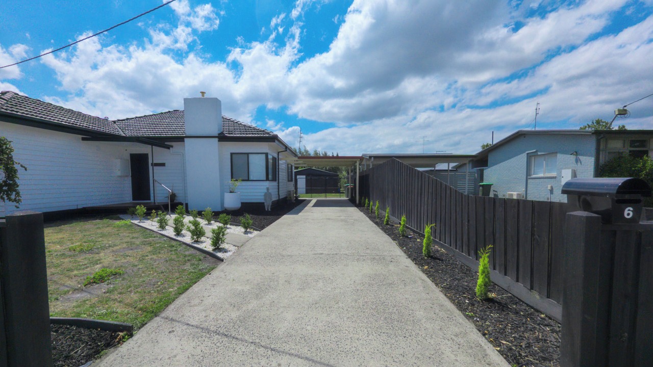Photo of Outdoor in Moe