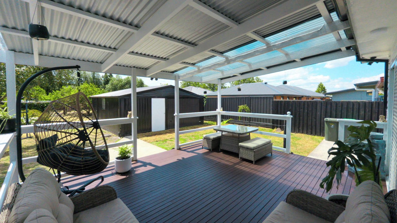 Photo of Patio Balcony in Moe