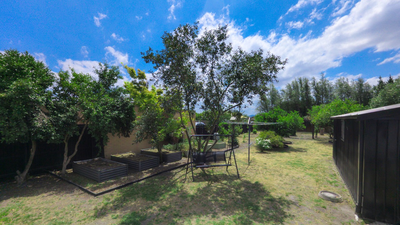 Photo of Outdoor in Moe