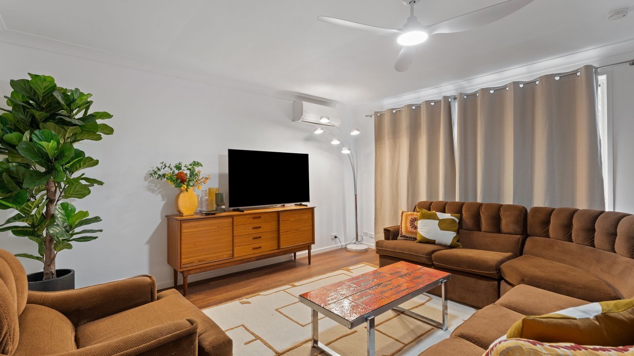 Photo of Livingroom in Corlette