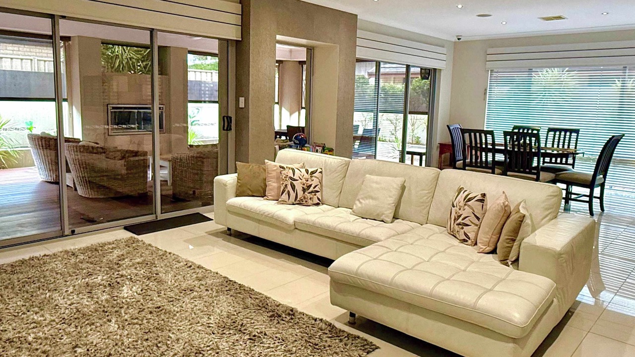 Photo of Bedroom in Lakelands
