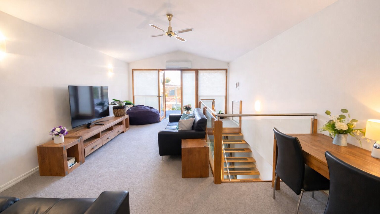 Photo of Livingroom in West Melbourne