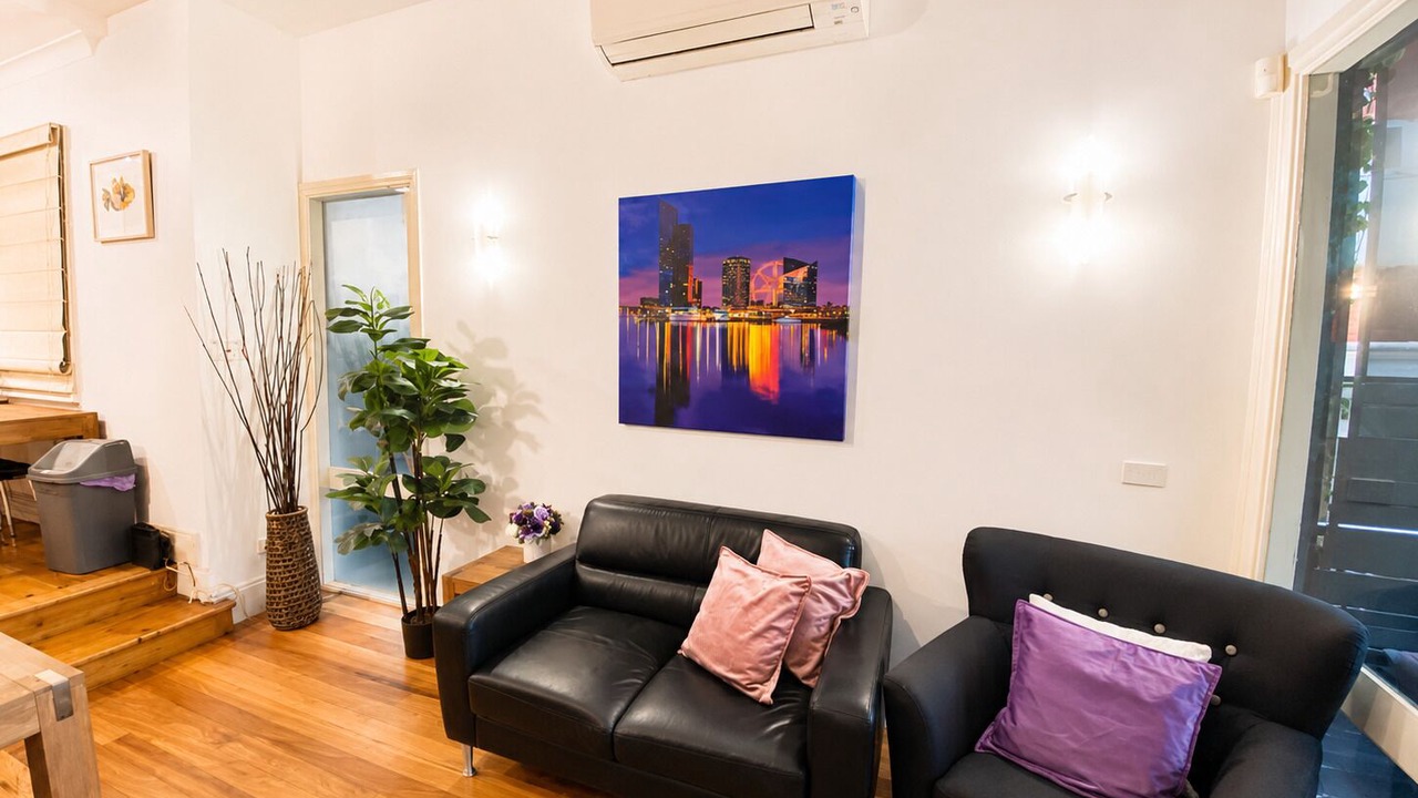Photo of Livingroom in West Melbourne