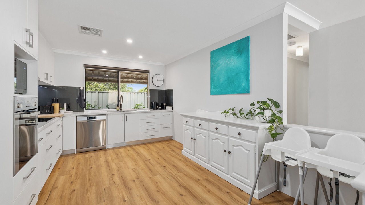 Photo of Kitchen in Lathlain