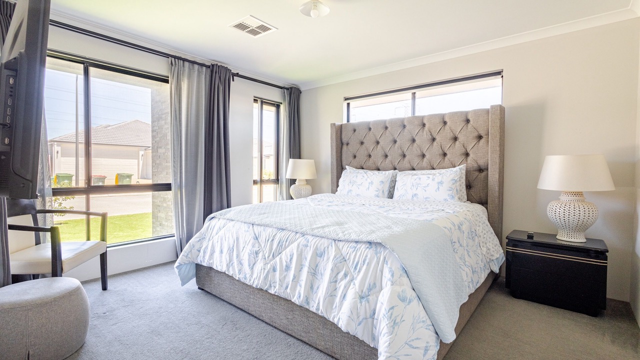 Photo of Bedroom in Success