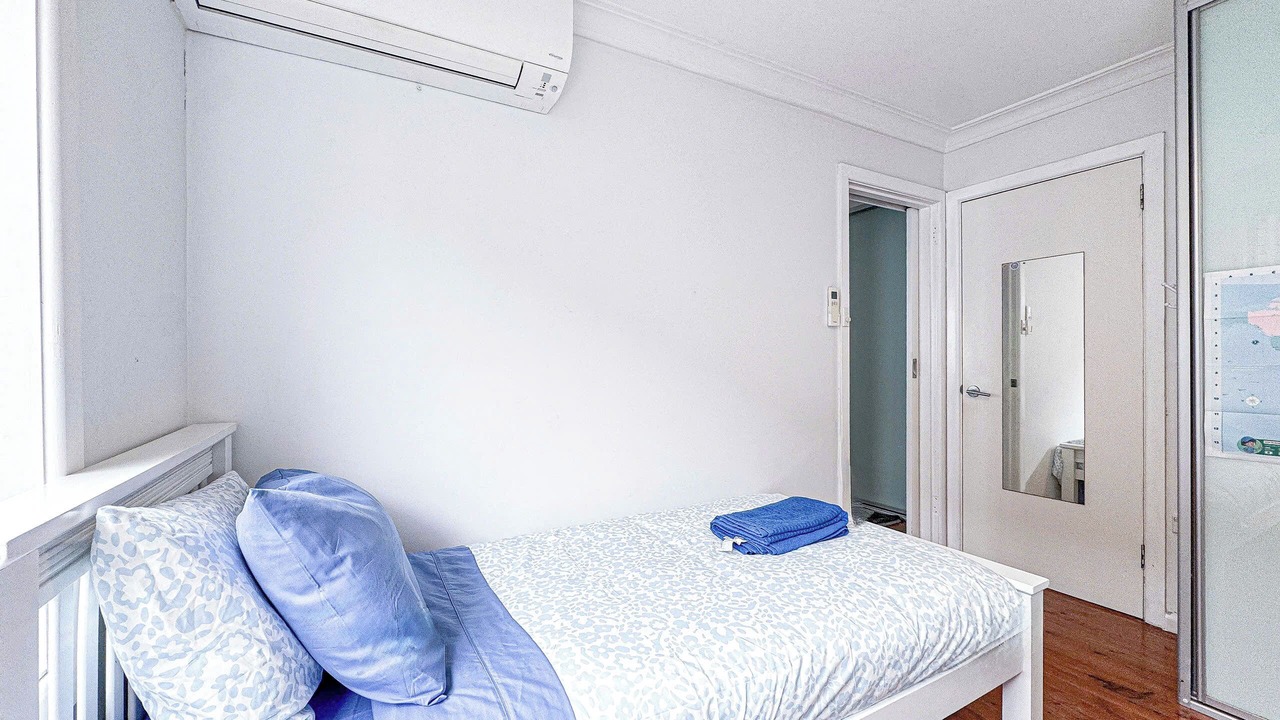 Photo of Bedroom in Picnic Point