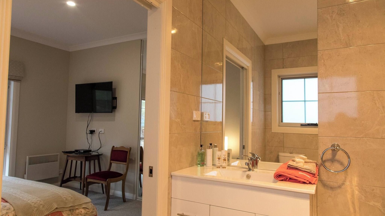 Photo of Bedroom in Golden Valley