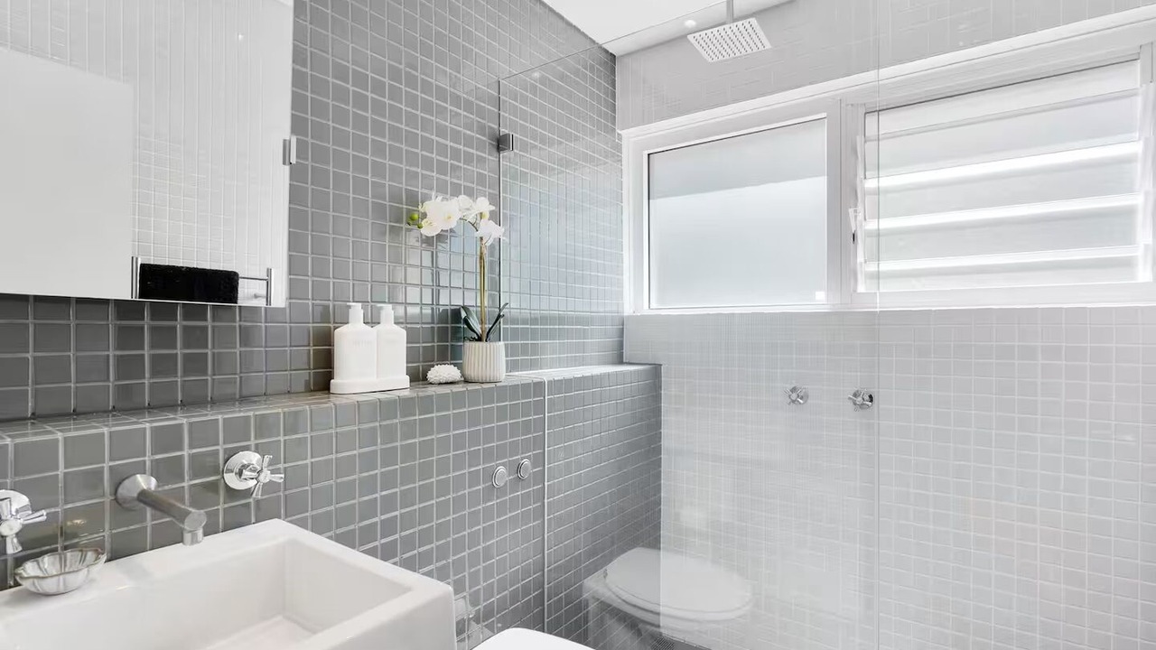 Photo of Bathroom in Avalon Beach